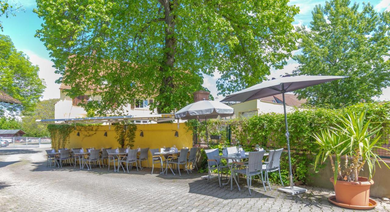 Landgasthof Zur Sonne 아우겐 외부 사진