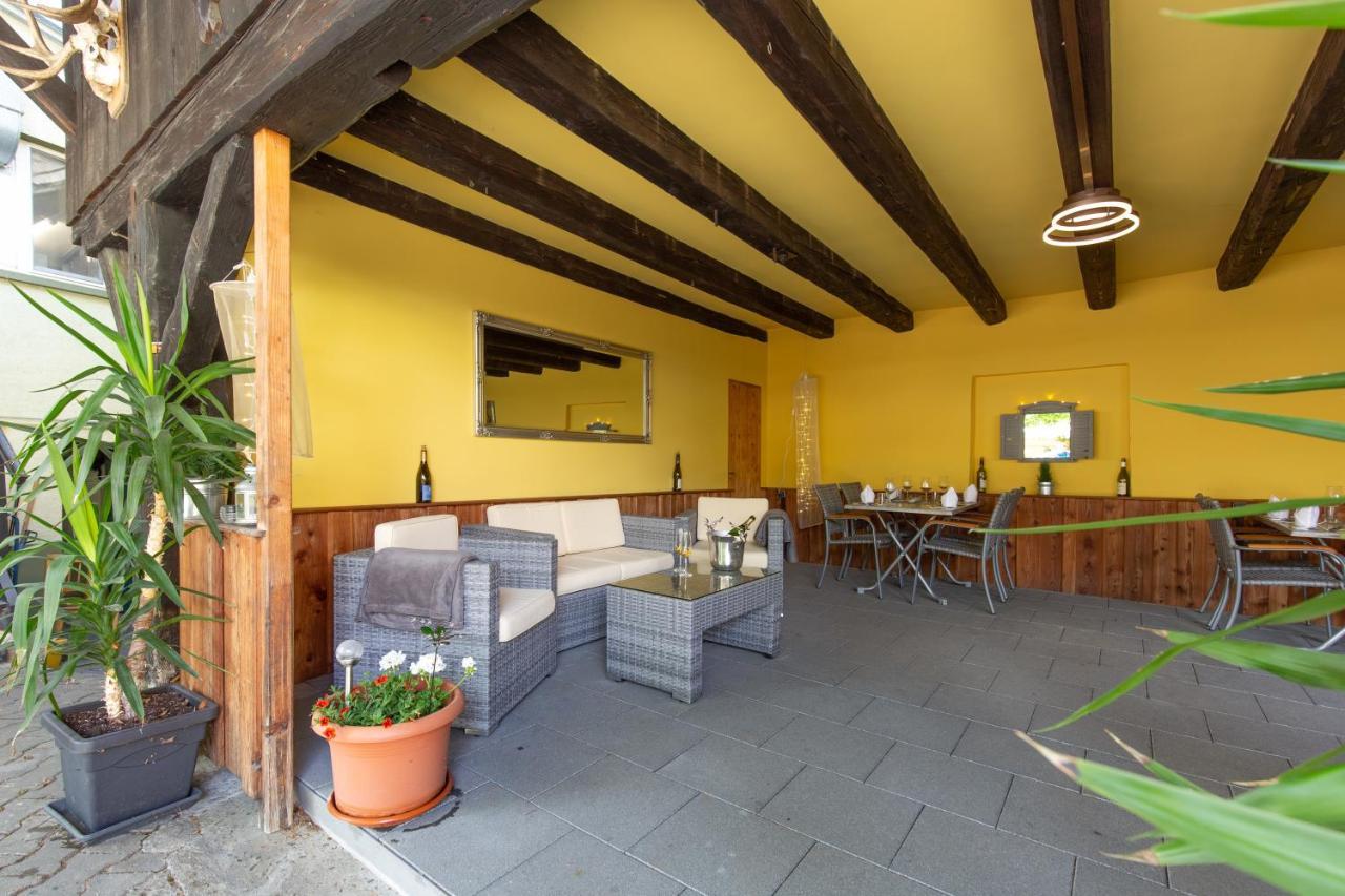 Landgasthof Zur Sonne 아우겐 외부 사진